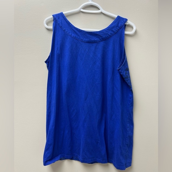 Northern Reflections Women’s Blue Floral Tank Top - Picture 2 of 3